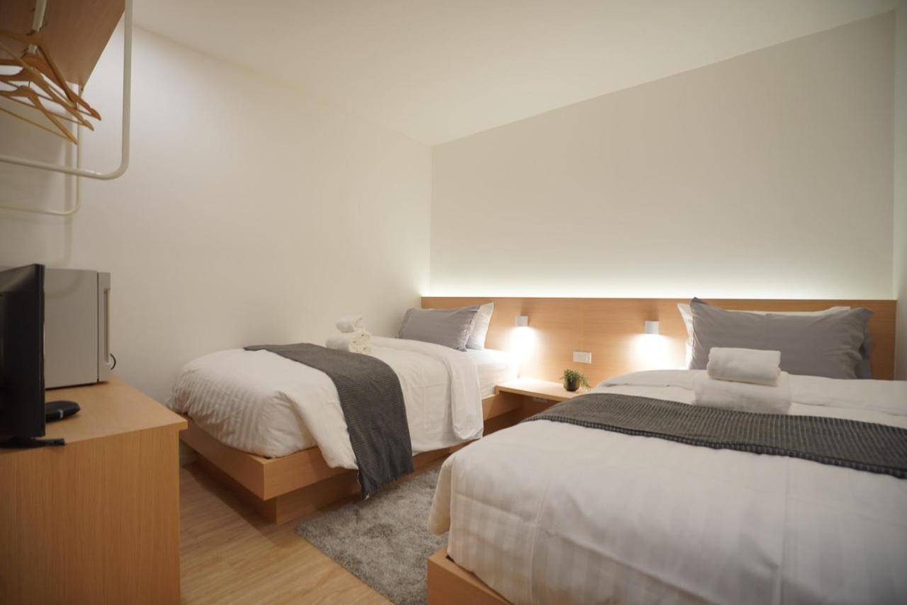 E11 Hotel - Bts Punnawithi Bangkok Bagian luar foto