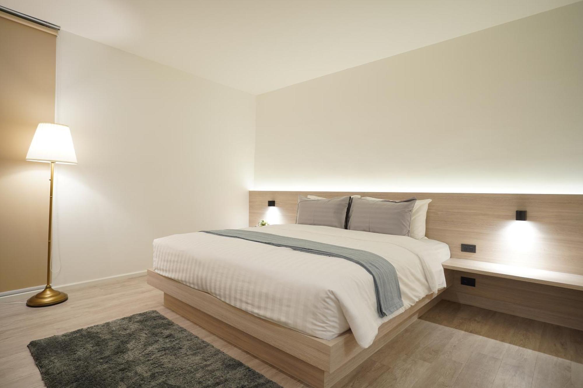 E11 Hotel - Bts Punnawithi Bangkok Bagian luar foto